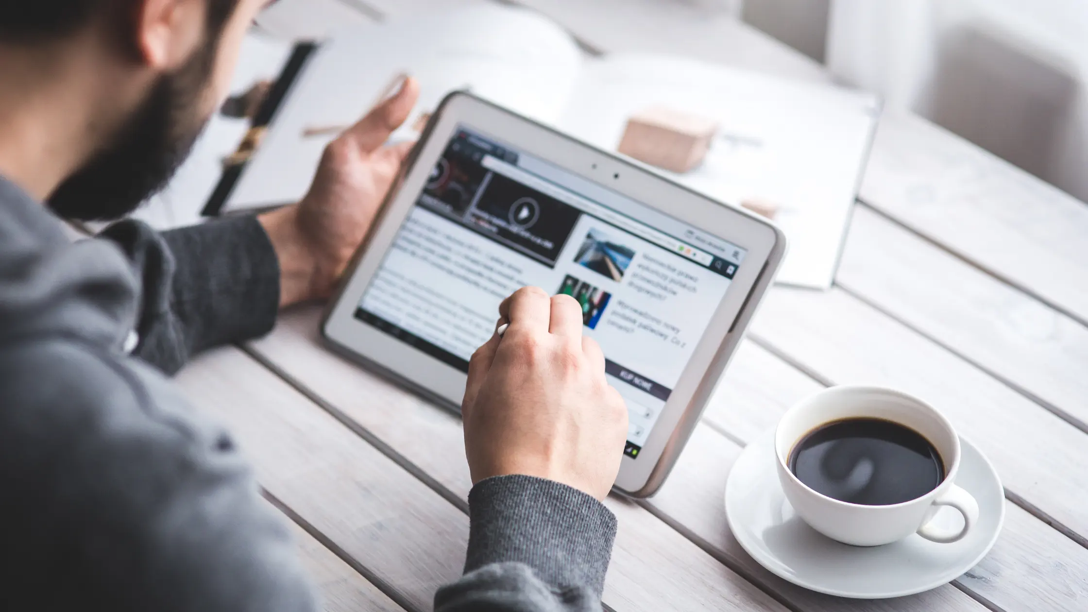 How to Grow a Business Through Social Media